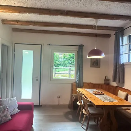 Ridge Line Apartment